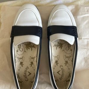 Lady Callaway all leather loafer style golf shoes. Well cared for, gently used.